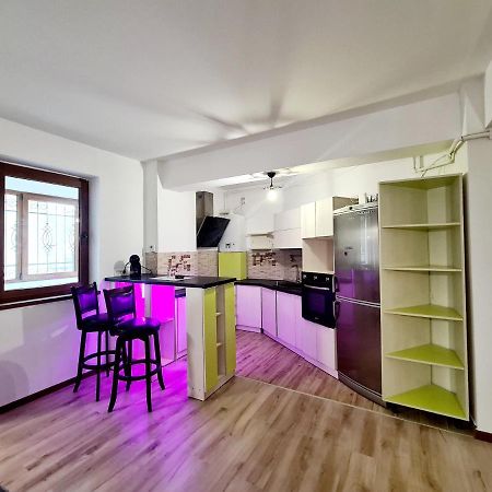 R.O.S.E. Apartment คอนสตันซา ภายนอก รูปภาพ