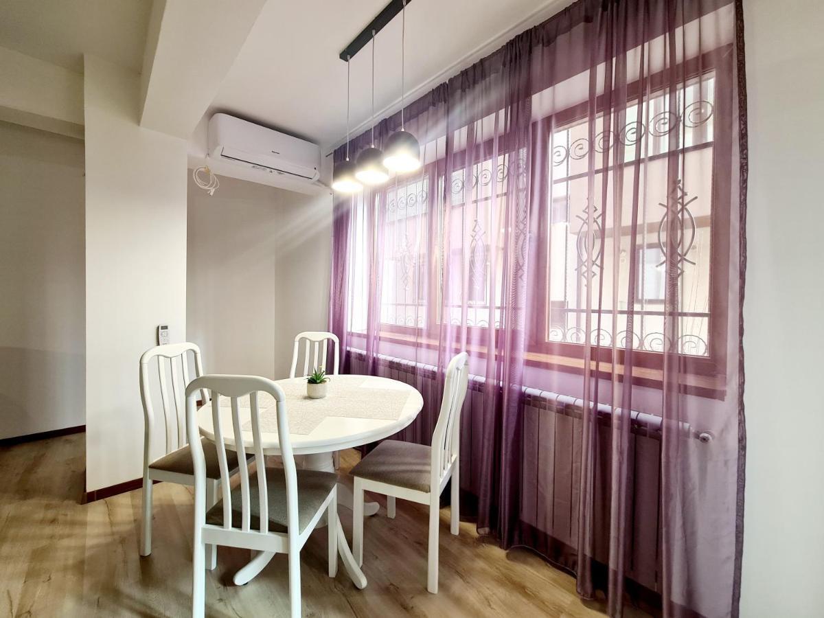 R.O.S.E. Apartment คอนสตันซา ภายนอก รูปภาพ