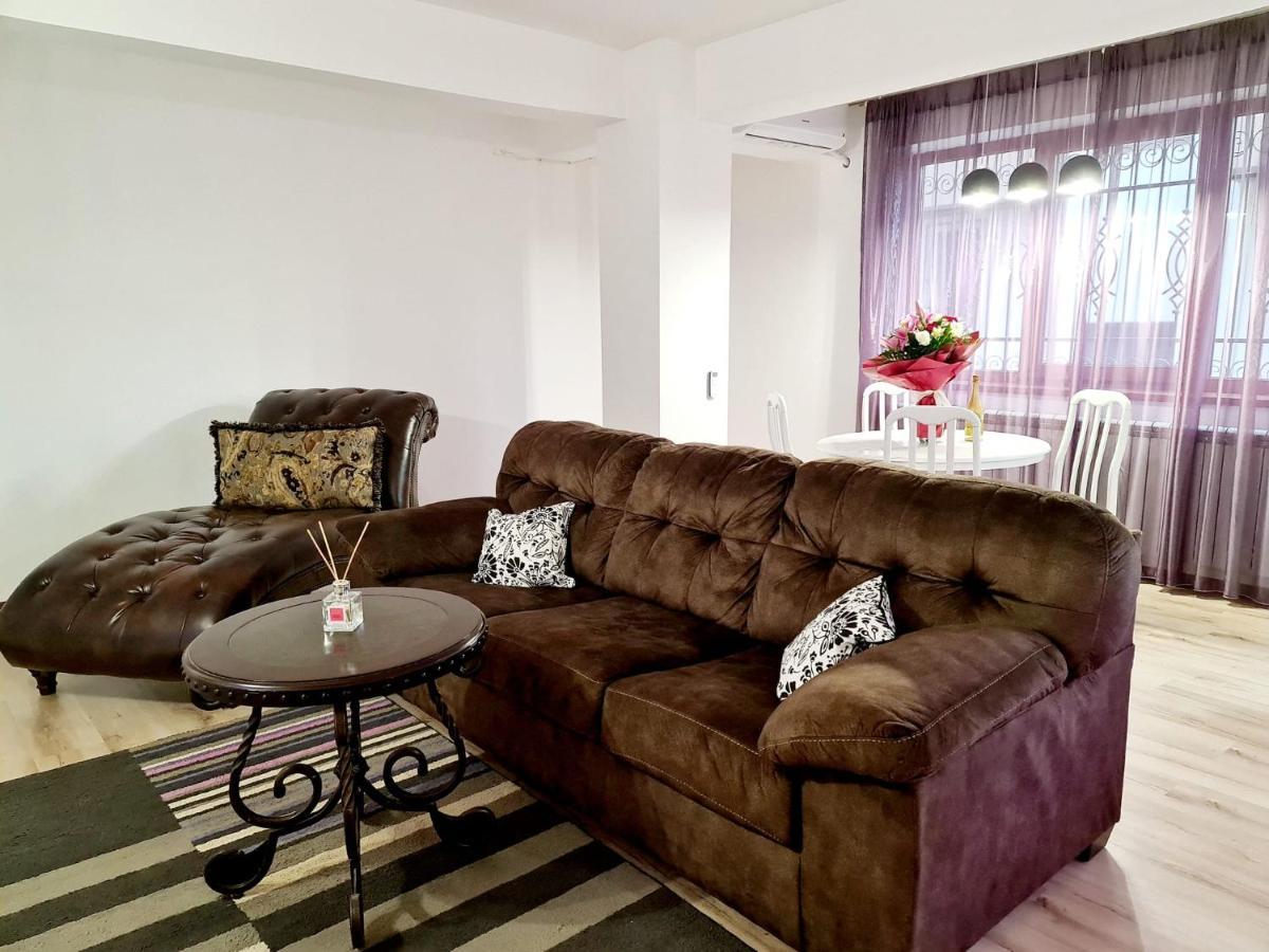 R.O.S.E. Apartment คอนสตันซา ภายนอก รูปภาพ