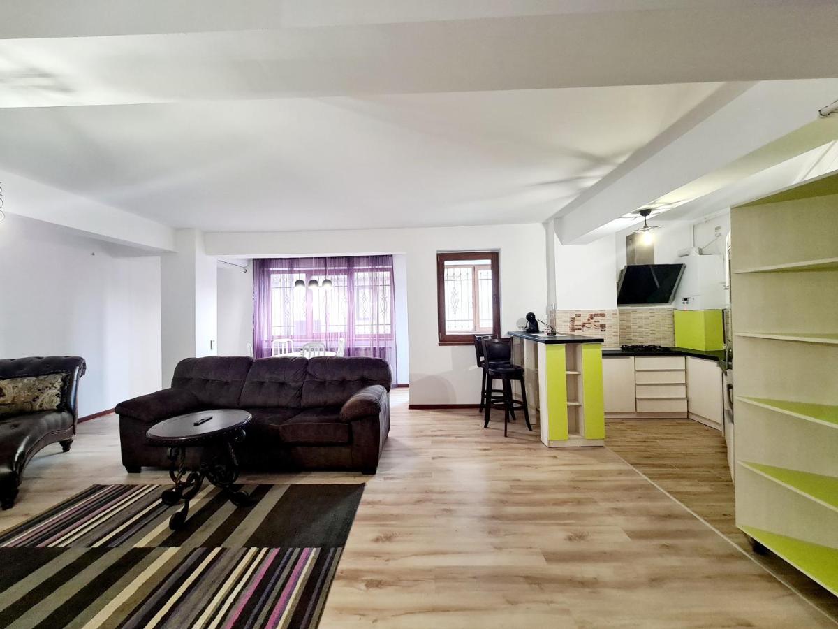 R.O.S.E. Apartment คอนสตันซา ภายนอก รูปภาพ