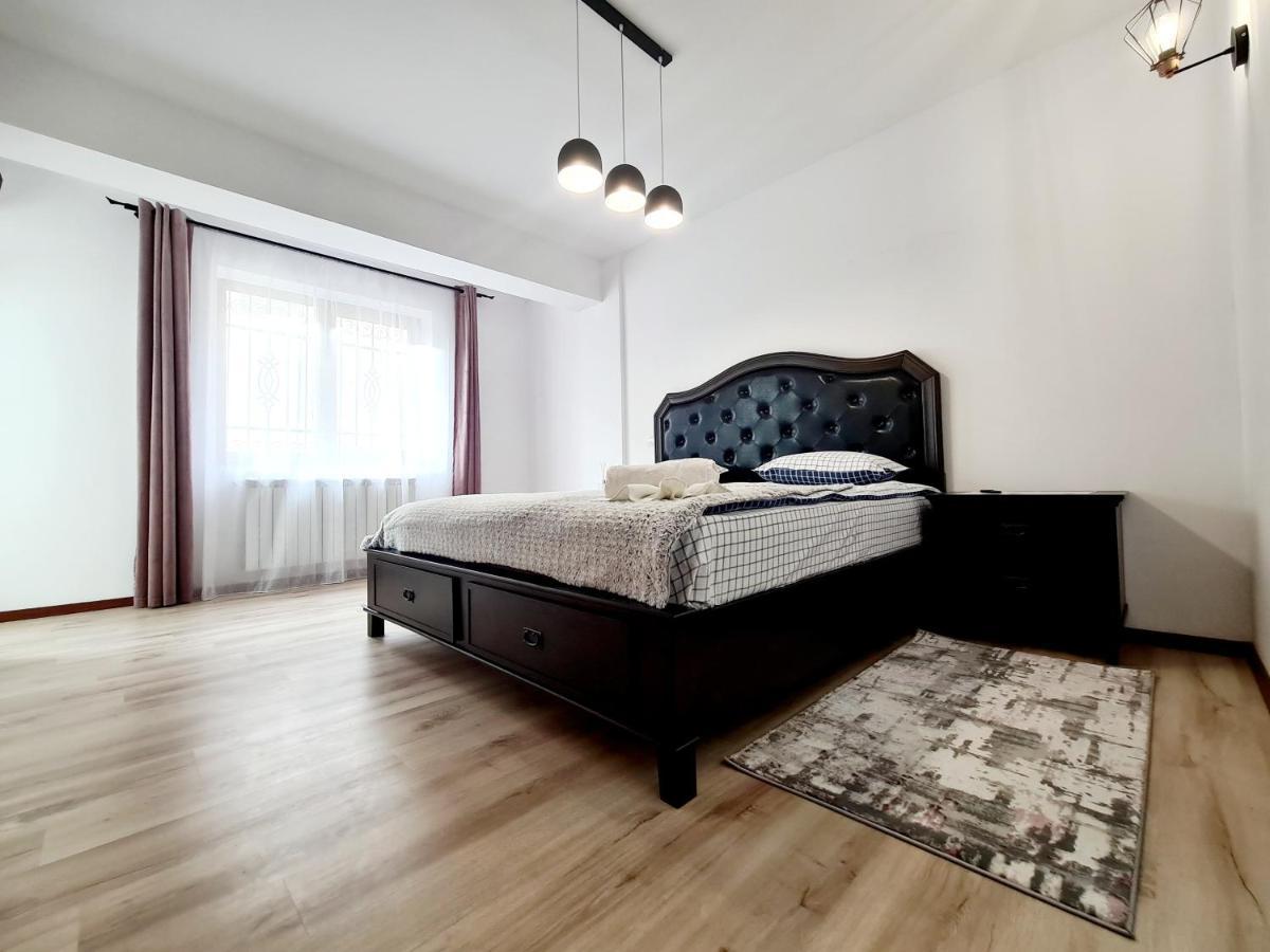 R.O.S.E. Apartment คอนสตันซา ภายนอก รูปภาพ