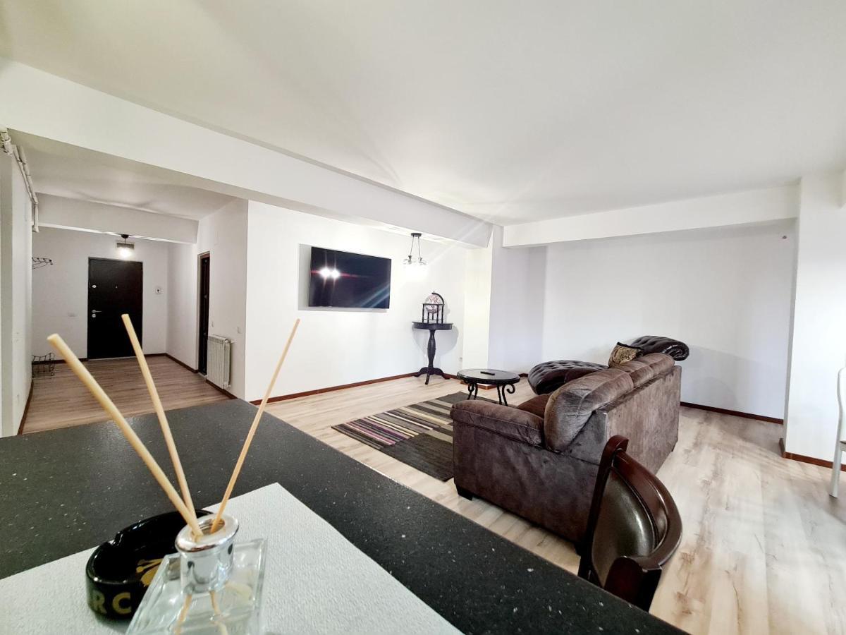 R.O.S.E. Apartment คอนสตันซา ภายนอก รูปภาพ