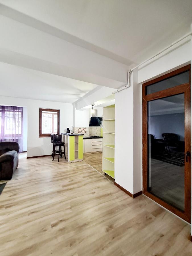 R.O.S.E. Apartment คอนสตันซา ภายนอก รูปภาพ