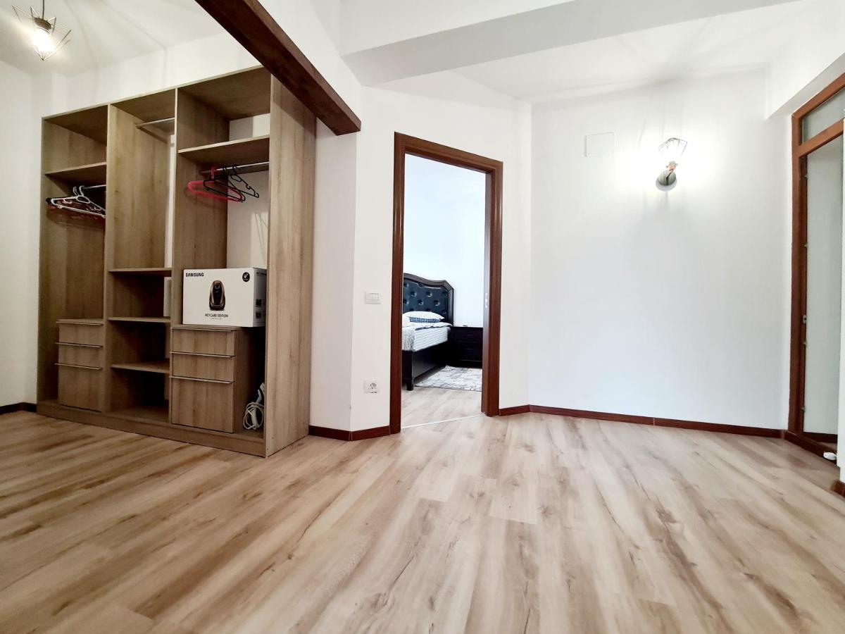 R.O.S.E. Apartment คอนสตันซา ภายนอก รูปภาพ