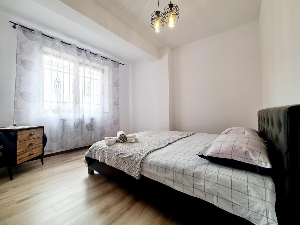R.O.S.E. Apartment คอนสตันซา ภายนอก รูปภาพ